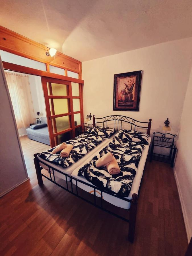 קרק Apartments Nada מראה חיצוני תמונה