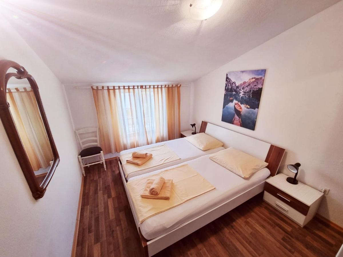 קרק Apartments Nada מראה חיצוני תמונה