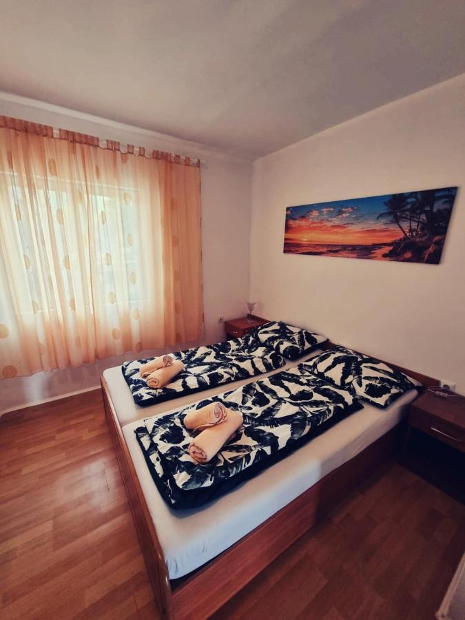 קרק Apartments Nada מראה חיצוני תמונה
