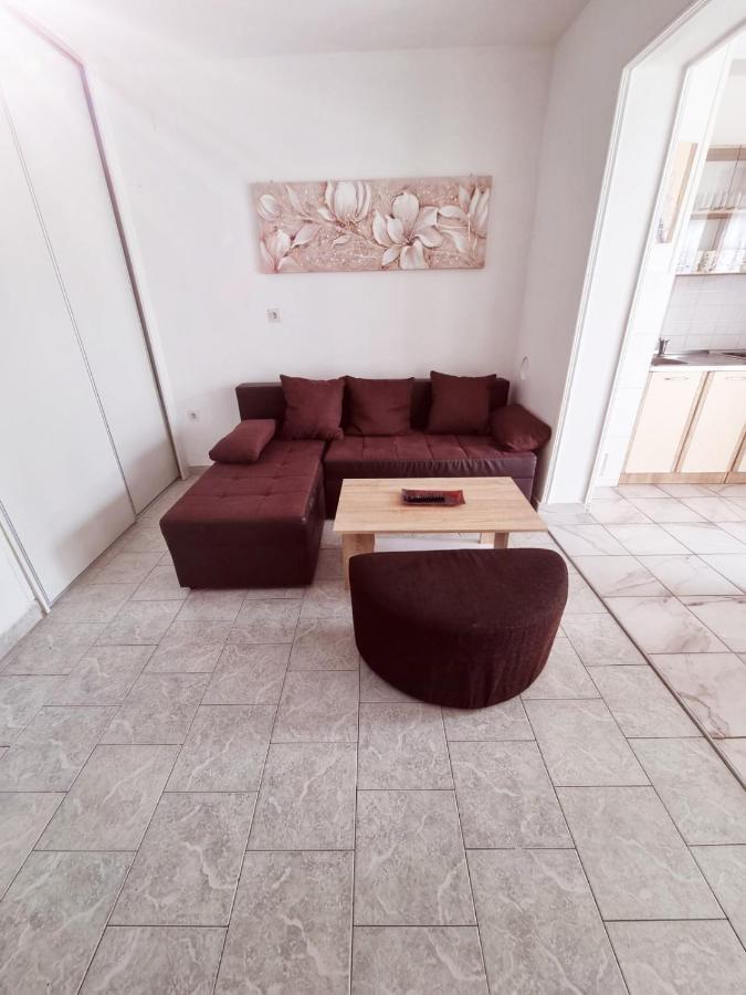 קרק Apartments Nada מראה חיצוני תמונה